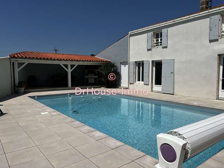 Villa Luçon - 3 bedrooms - 249m²