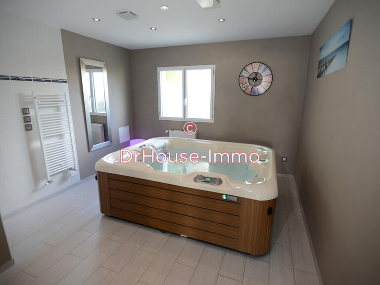 Villa Luçon - 5 bedrooms - 266m²