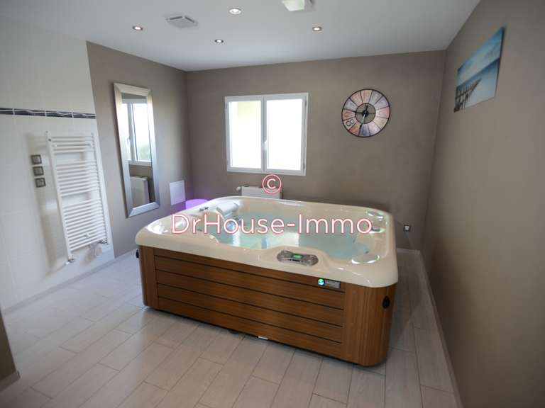 Villa Luçon - 5 bedrooms - 266m²