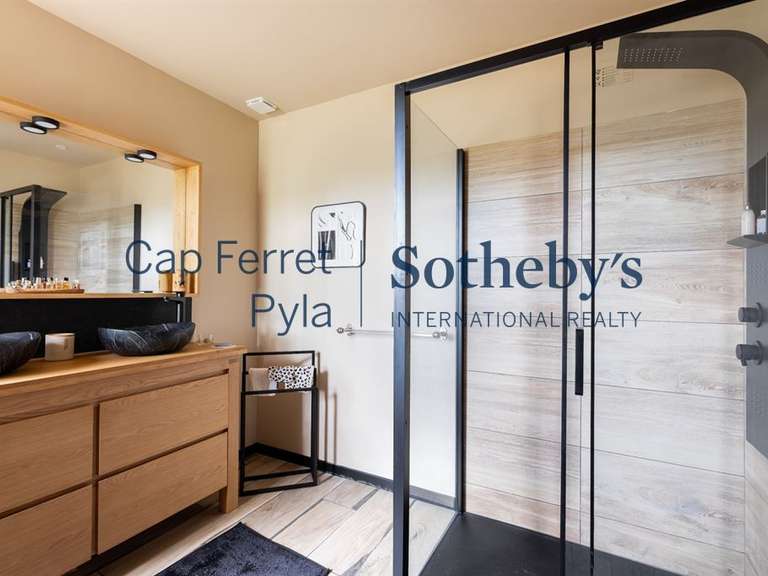 Maison Lugos - 4 chambres - 290m²