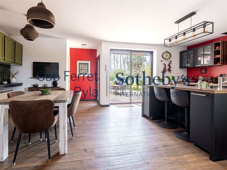 Maison Lugos - 4 chambres - 290m²