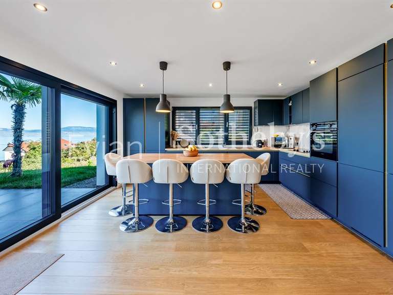 House Lugrin - 5 bedrooms - 171m²