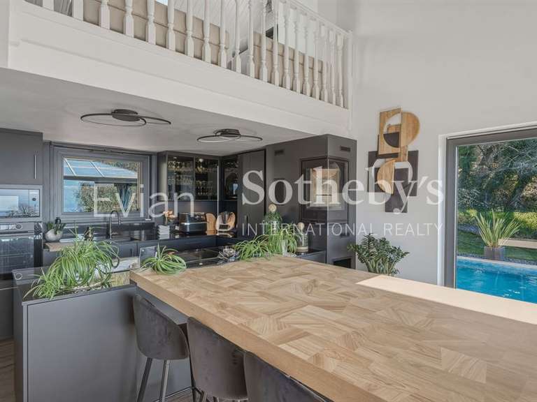 Maison Lugrin - 5 chambres - 185m²