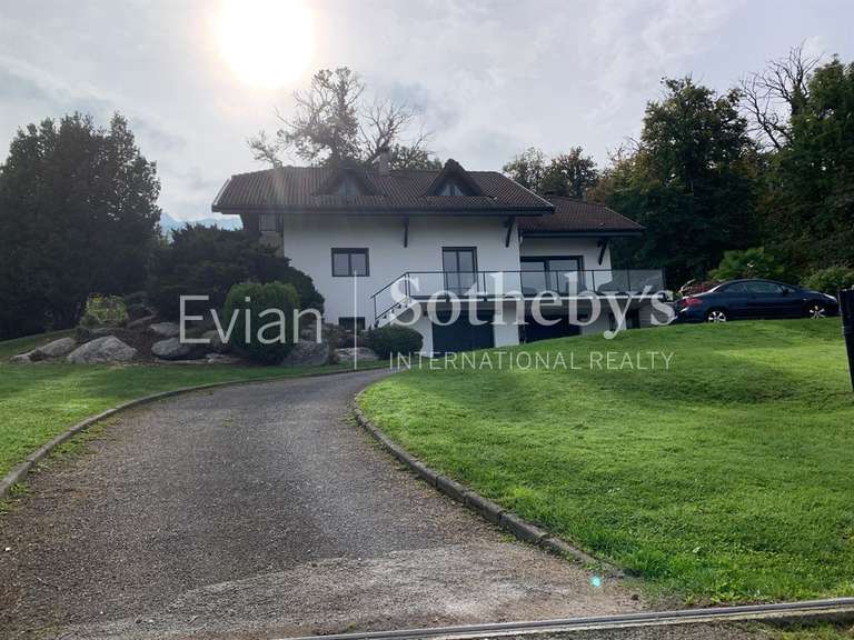 Maison Lugrin - 5 chambres - 185m²