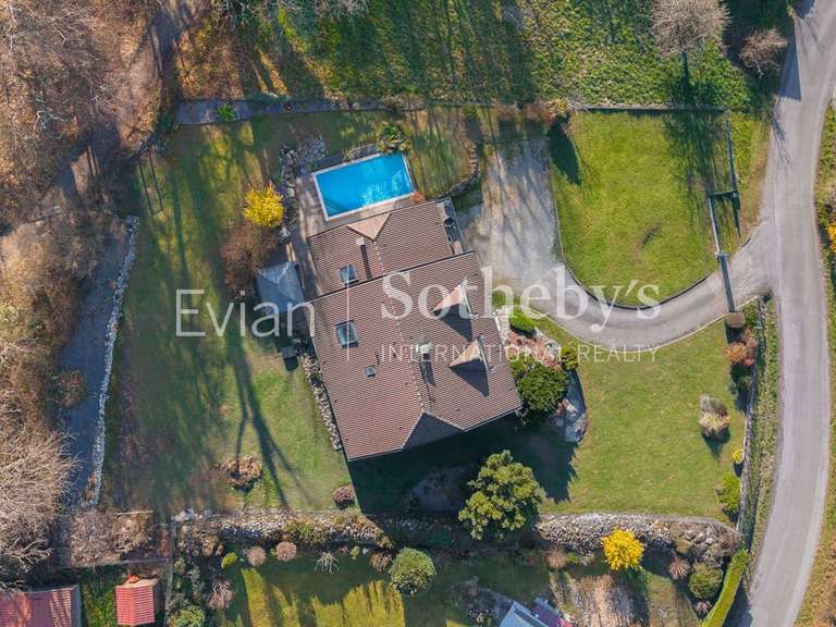 House Lugrin - 5 bedrooms - 185m²