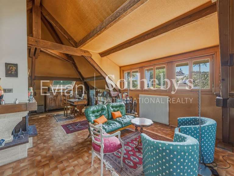 House Lugrin - 6 bedrooms - 263m²