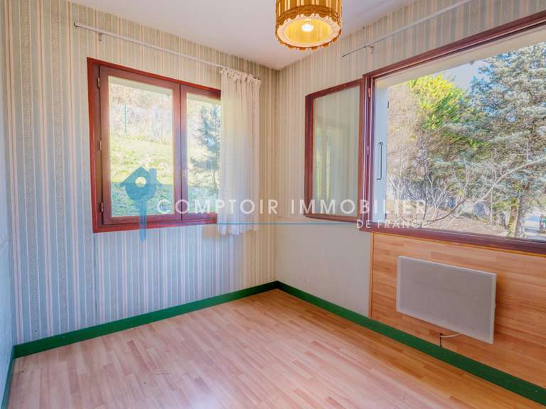 Maison Lumbin - 7 chambres - 225m²