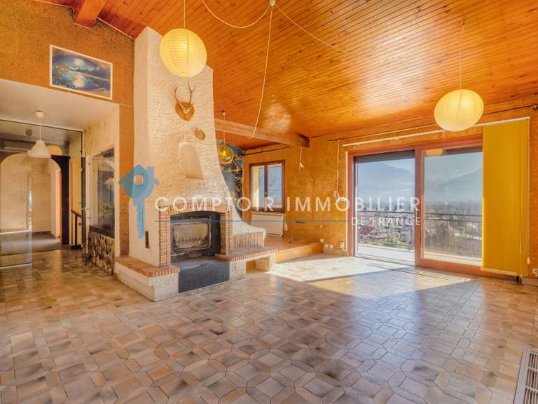 Maison Lumbin - 7 chambres - 225m²