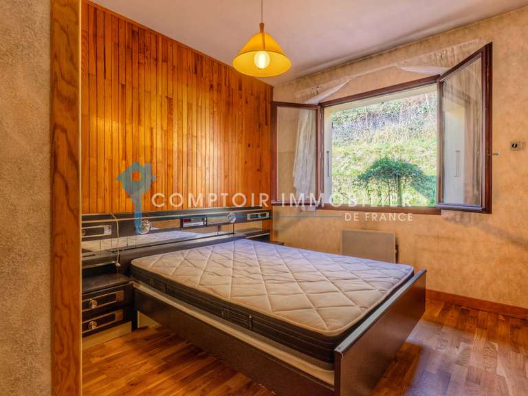 Maison Lumbin - 7 chambres - 225m²