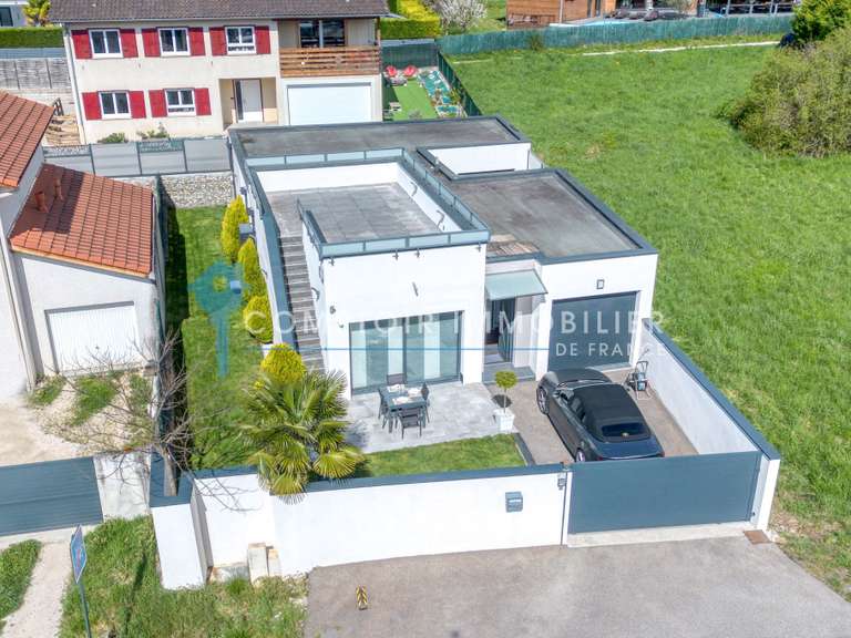 Maison Lumbin - 4 chambres - 132m²