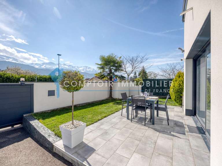 Maison Lumbin - 4 chambres - 132m²