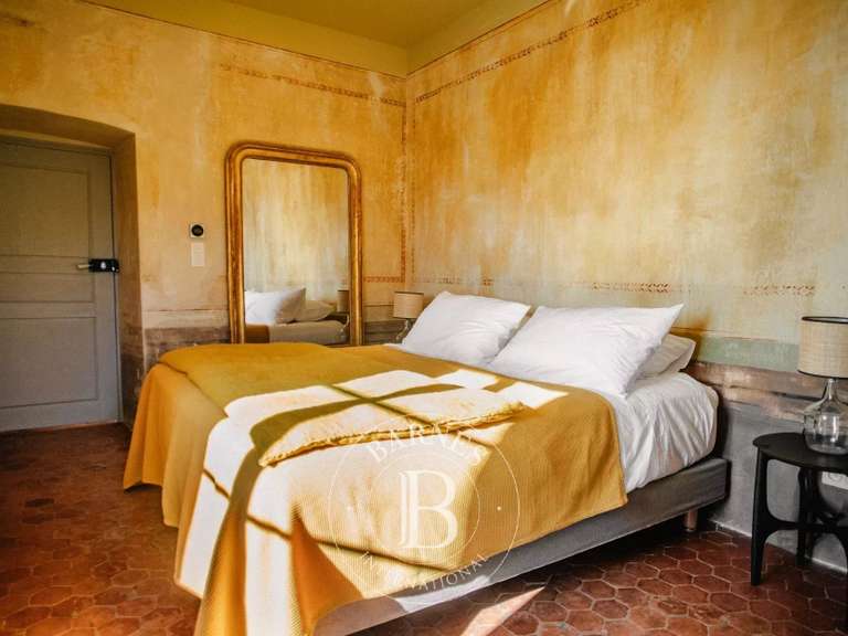 Hôtel particulier Lumio - 9 chambres - 500m²