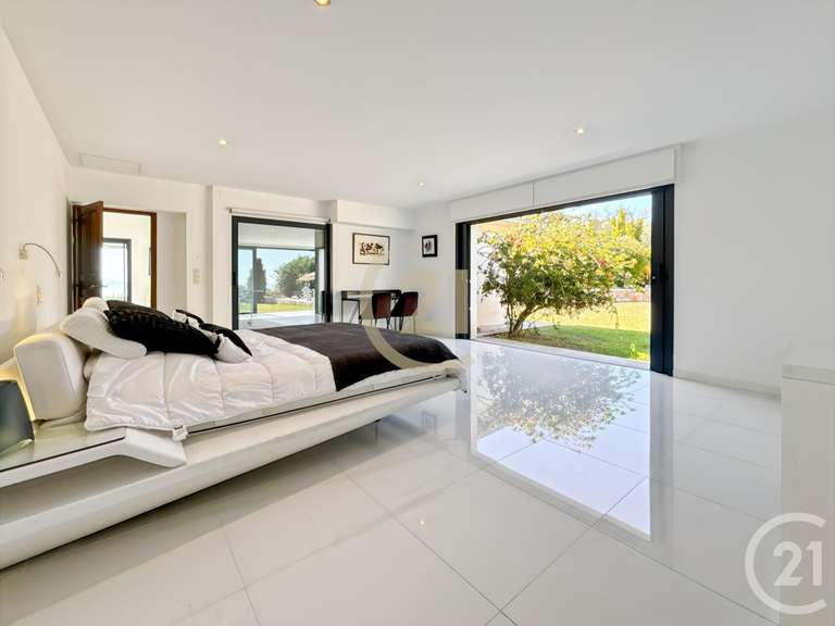 Maison Lumio - 6 chambres - 378m²