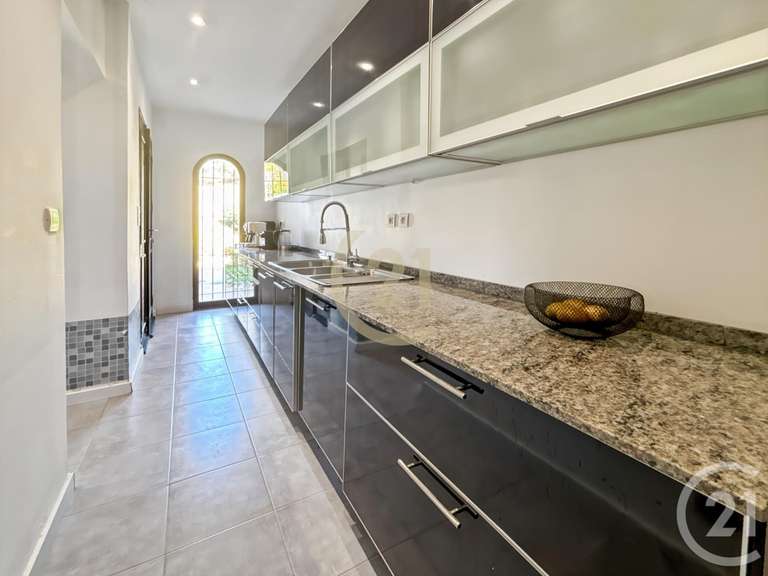 Maison Lumio - 6 chambres - 378m²