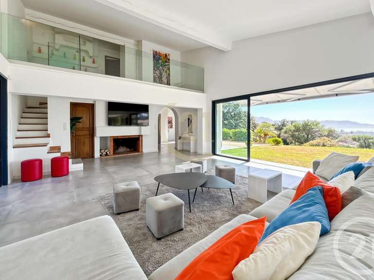 Maison Lumio - 6 chambres - 378m²