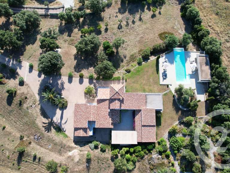 Maison Lumio - 6 chambres - 378m²