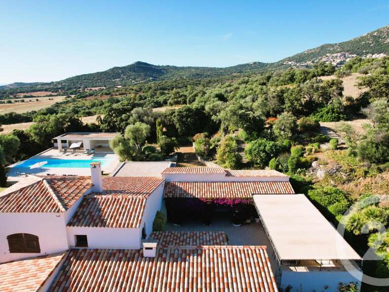 Maison Lumio - 6 chambres - 378m²