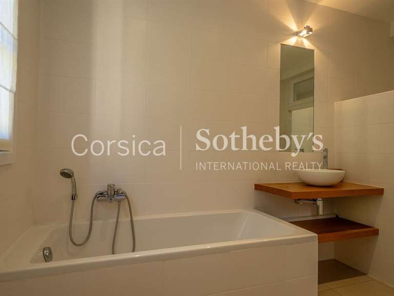 Maison Lumio - 7 chambres - 330m²