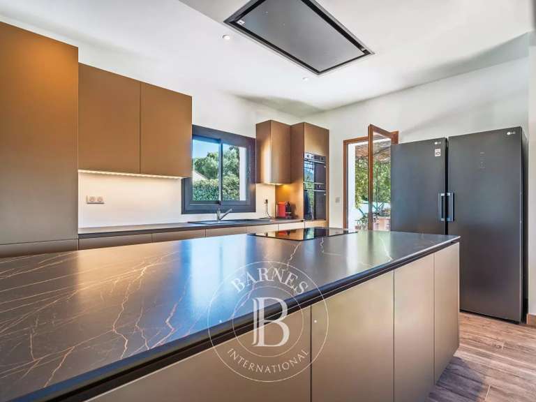 Maison Lumio - 5 chambres - 282m²