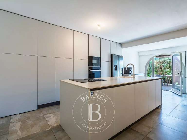 Maison Lumio - 5 chambres - 282m²