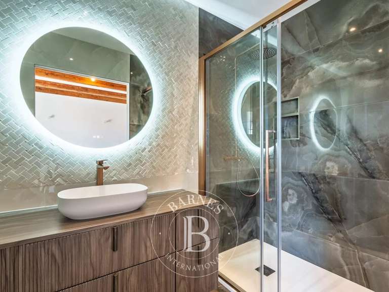 Maison Lumio - 5 chambres - 282m²