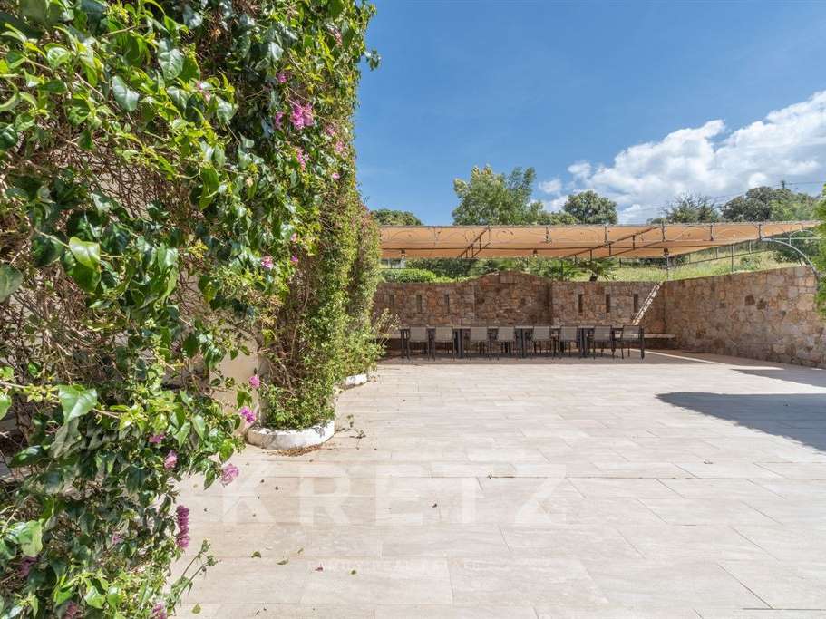 Maison Lumio