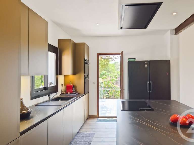 Maison Lumio - 6 chambres - 282m²