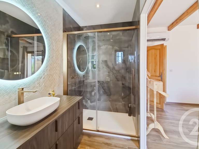 Maison Lumio - 6 chambres - 282m²