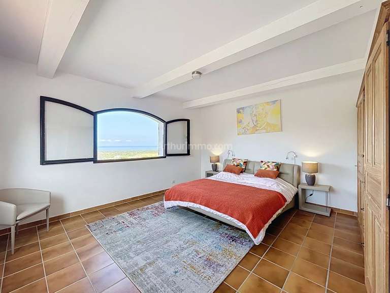 Propriété Lumio - 378m²