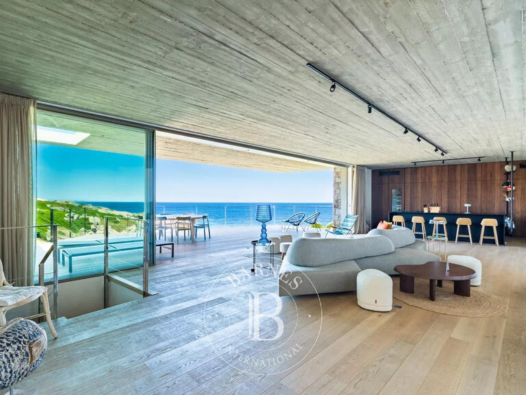 Villa Lumio - 6 chambres - 291m²