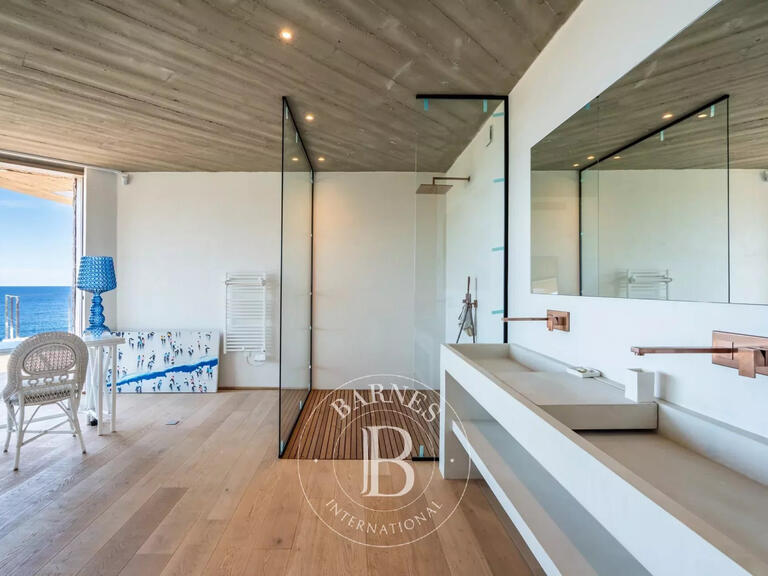 Villa Lumio - 6 chambres - 291m²