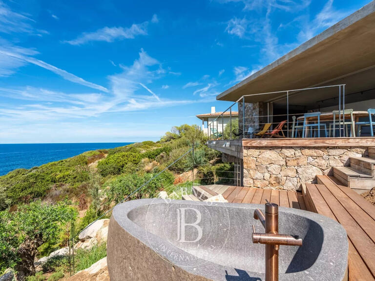Villa Lumio - 6 chambres - 291m²