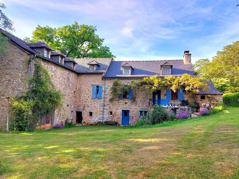 Bien atypique Lunac - 7 chambres - 398m²