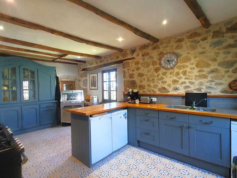 Bien atypique Lunac - 7 chambres - 398m²