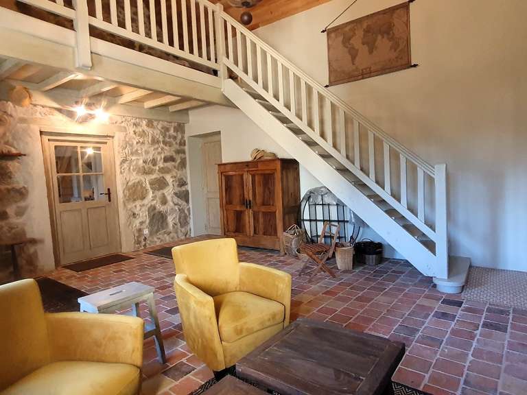 House Lunac - 5 bedrooms - 327m²