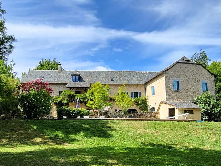 House Lunac - 5 bedrooms - 327m²