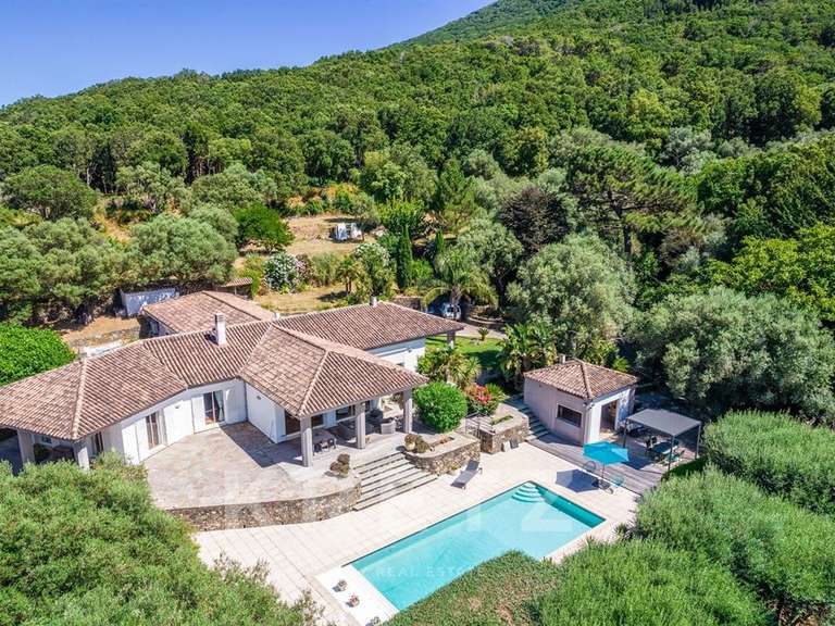 Maison Luri - 4 chambres - 235m²