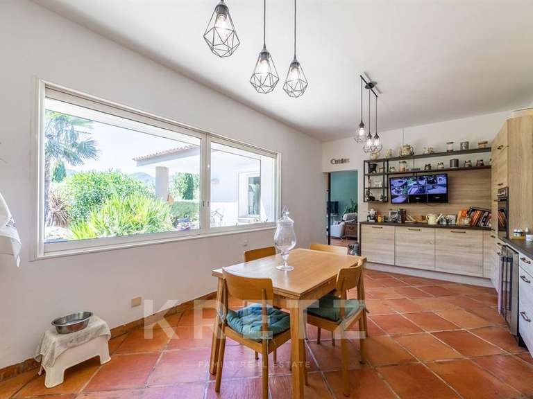 House Luri - 4 bedrooms - 235m²