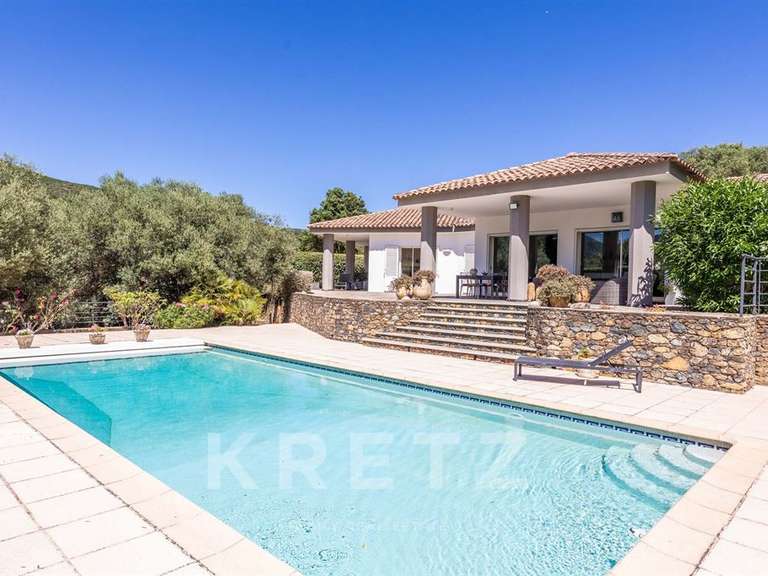 Maison Luri - 4 chambres - 235m²