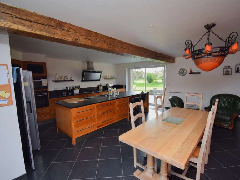 Propriété Lusigny - 4 chambres - 150m²