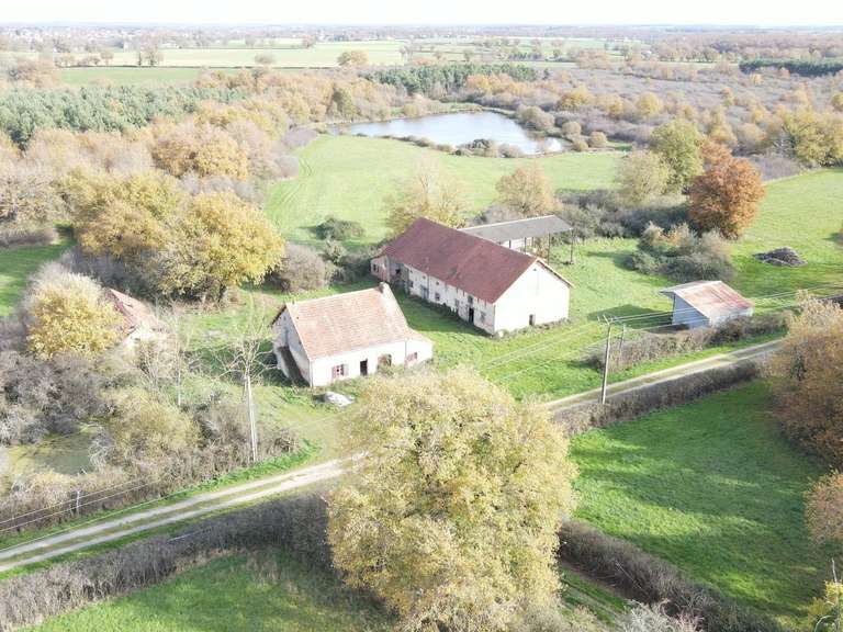 Propriété Lusigny - 4 chambres - 150m²