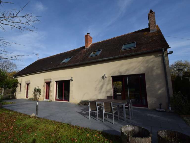 Propriété Lusigny - 4 chambres - 150m²