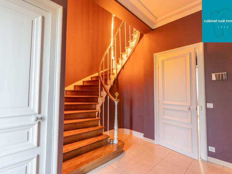 Maison Lusigny-sur-Barse - 4 chambres - 233m²