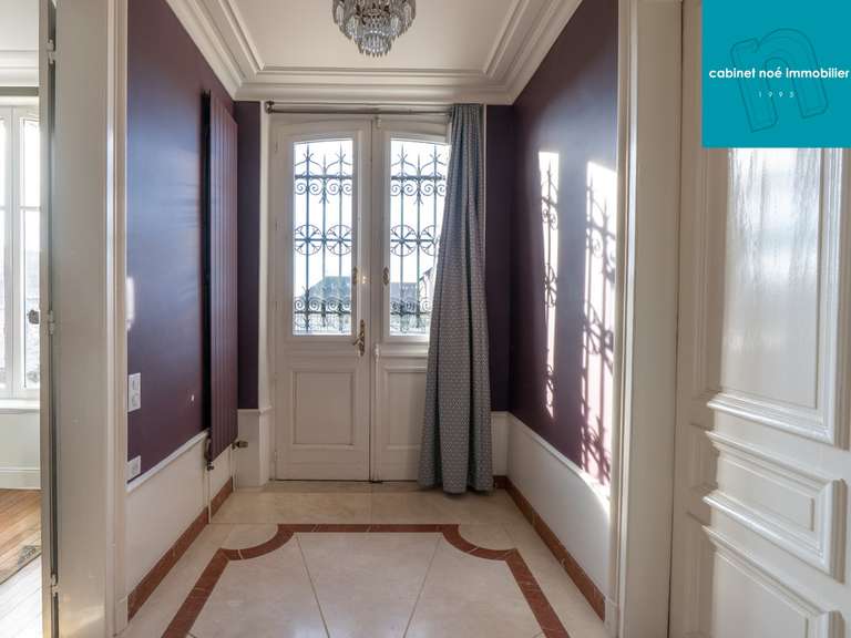 Maison Lusigny-sur-Barse - 4 chambres - 233m²