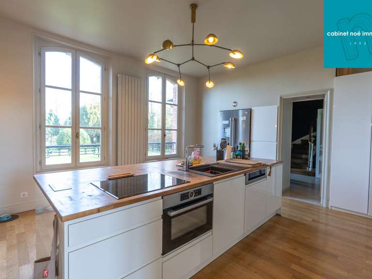 Maison Lusigny-sur-Barse - 4 chambres - 233m²