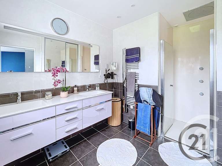 Maison Lusigny-sur-Barse - 5 chambres - 204m²