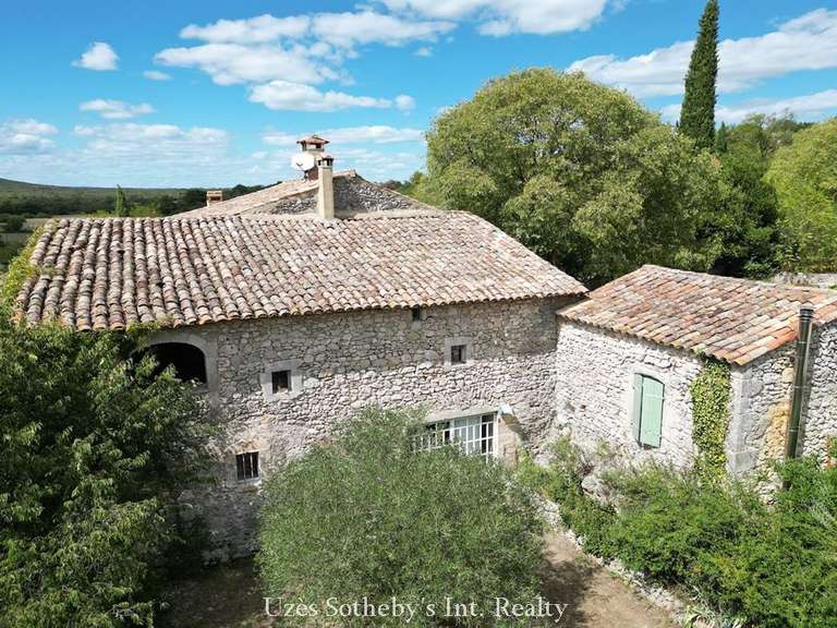 Propriété Lussan - 7 chambres - 360m²