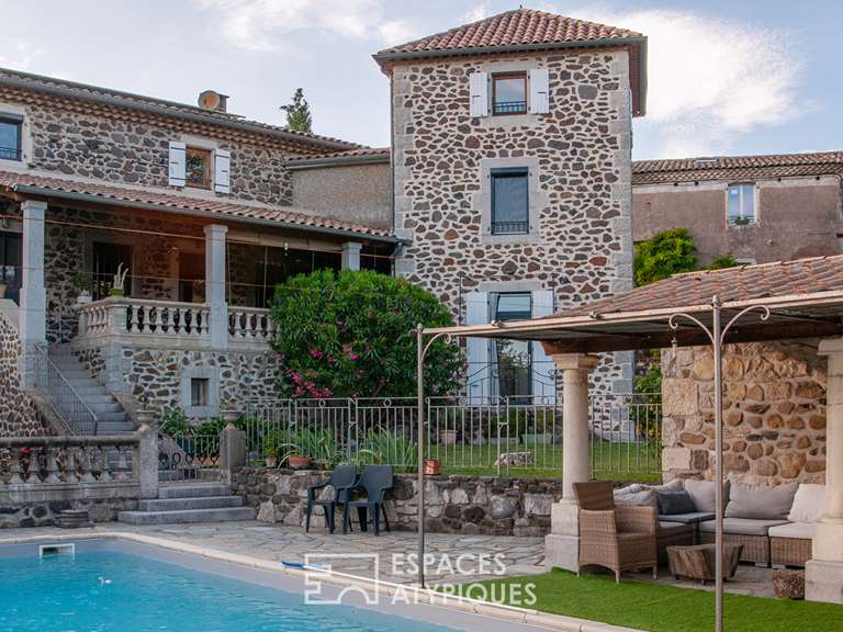 Maison Lussas - 6 chambres - 307m²