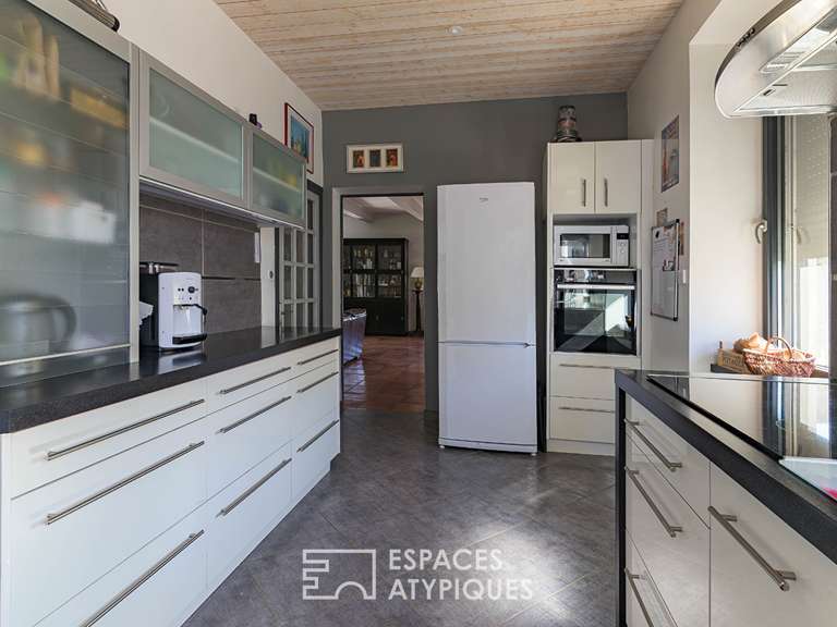Maison Lussas - 6 chambres - 307m²