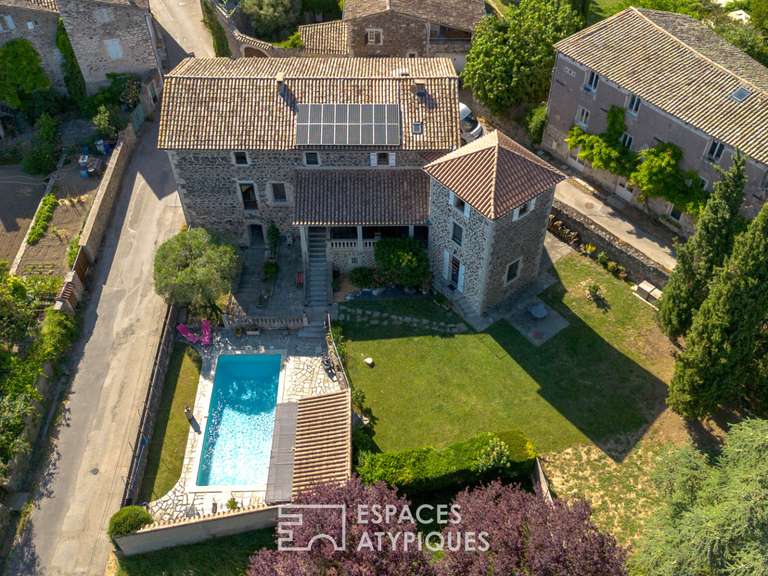 Maison Lussas - 6 chambres - 307m²